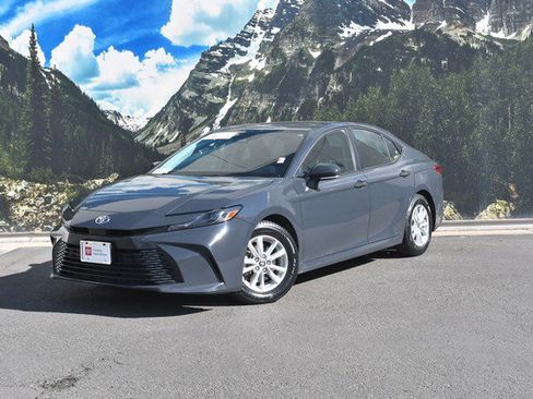 Certified 2025 Toyota Camry LE image 6