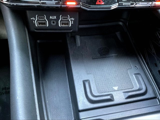 Used 2023 Dodge Durango Citadel RWD image 18