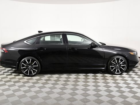 Certified 2025 Honda Accord Touring image 5