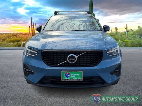 Used 2023 Volvo XC40 B4 Plus w/ Protection Package Premier FWD image 3