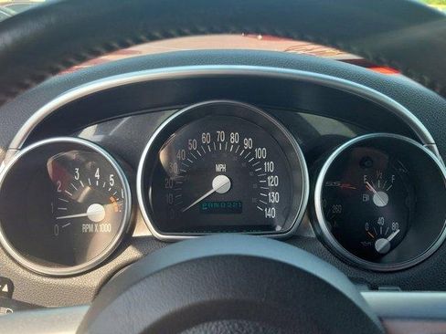 Used 2003 Chevrolet SSR w/ Preferred Equipment Group image 18