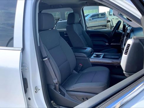 Used 2016 GMC Sierra 1500 SLE w/ Suspension Package, Off-Road image 9