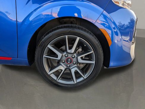 Used 2021 Kia Soul GT-Line FWD image 12