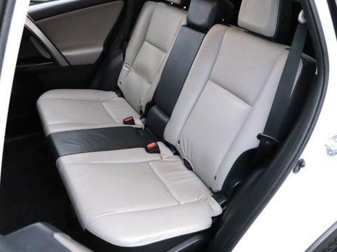 Used 2016 Toyota RAV4 Limited AWD/4WD image 8