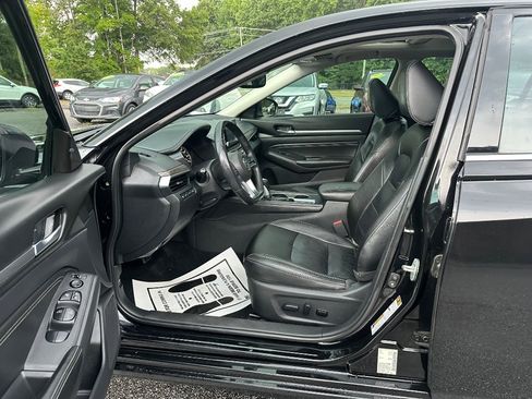 Used 2019 Nissan Altima 2.5 SL FWD image 9
