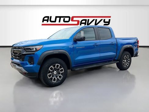 Used 2023 Chevrolet Colorado Z71 w/ Advanced Trailering Package AWD/4WD image 3