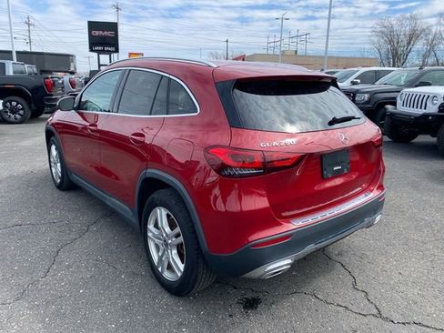 Used 2022 Mercedes-Benz GLA 250 4MATIC image 3