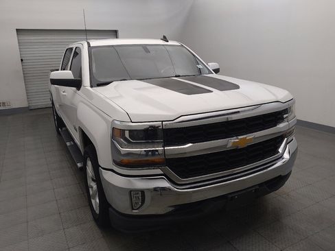 Used 2018 Chevrolet Silverado 1500 LT w/ Texas Edition RWD image 14