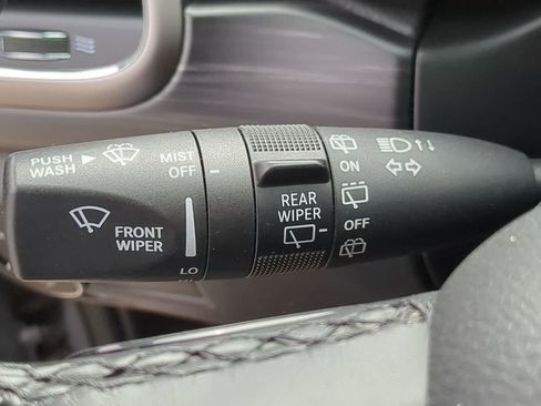 Certified 2020 Jeep Grand Cherokee Altitude AWD/4WD image 25