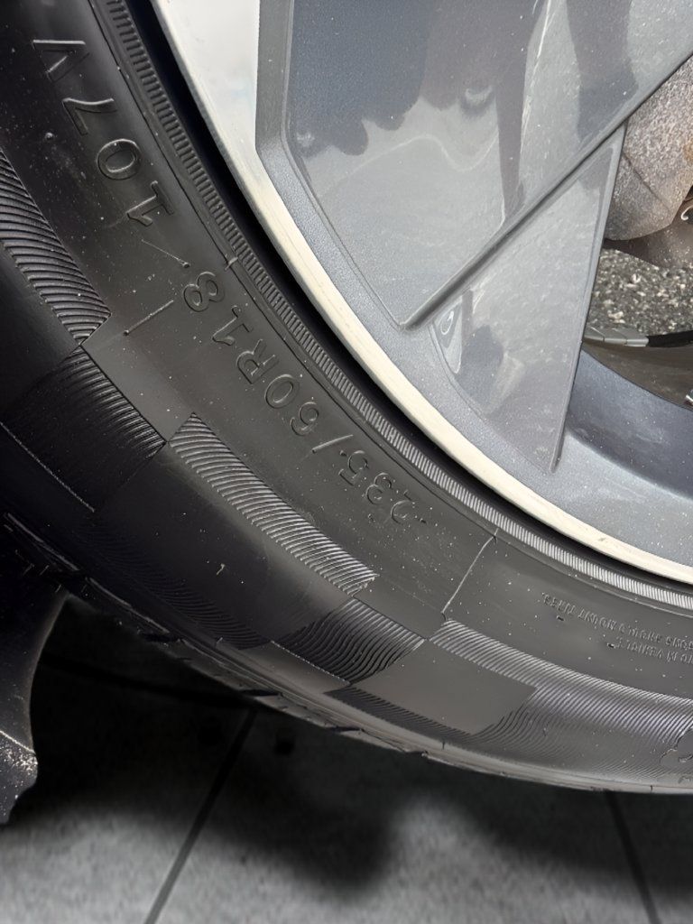Used 2024 Nissan Rogue SV FWD image 29