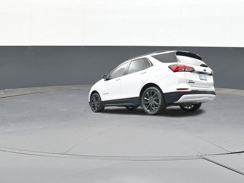 Used 2023 Chevrolet Equinox RS image 43