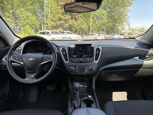 Used 2024 Chevrolet Malibu LT FWD image 22
