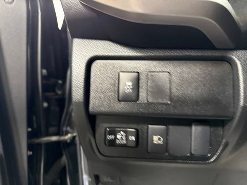 Used 2022 Toyota Tacoma SR5 w/ Technology Package RWD image 22