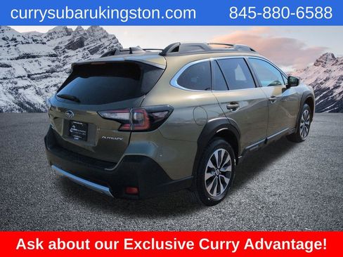 Used 2025 Subaru Outback Limited AWD/4WD image 3