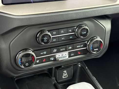 New 2026 Ford Bronco Outer Banks AWD/4WD image 22