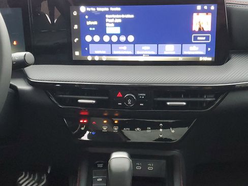 New 2026 Nissan Kicks SR w/ SR Premium Package image 25