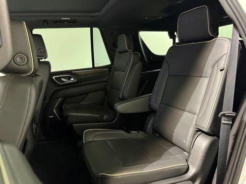 Used 2021 Chevrolet Tahoe Premier w/ Premium Package AWD/4WD image 28