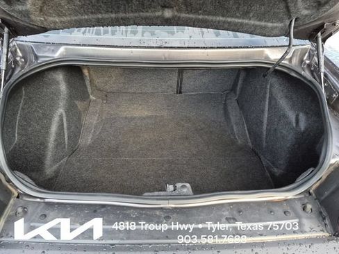 Used 2022 Dodge Challenger R/T Scat Pack RWD image 8