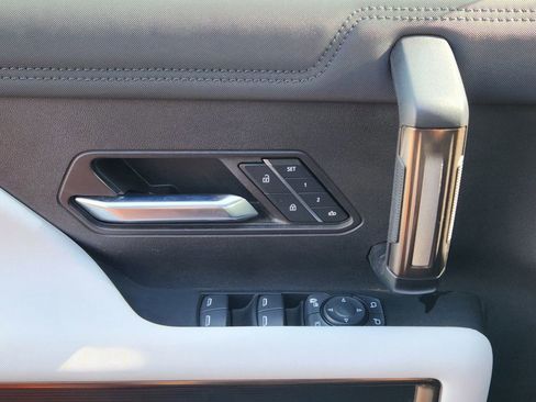 New 2024 GMC Hummer EV 2X w/ Extreme Off-Road Package image 15