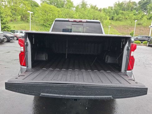 Used 2020 Chevrolet Silverado 1500 High Country w/ Technology Package AWD/4WD image 29