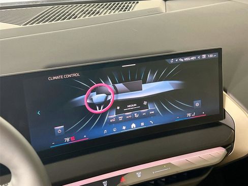 Certified 2025 BMW X3 xDrive30i w/ Convenience Package image 12