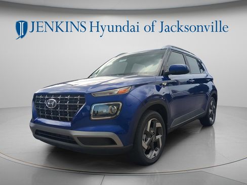 New 2026 Hyundai Venue SEL FWD image 7