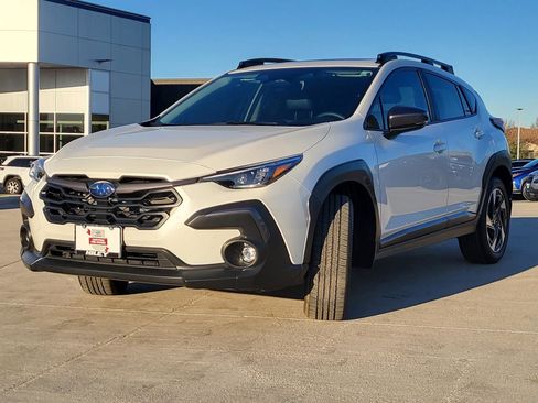 Certified 2025 Subaru Crosstrek 2.5i Limited w/ Crosstrek Mirror Package AWD/4WD image 2