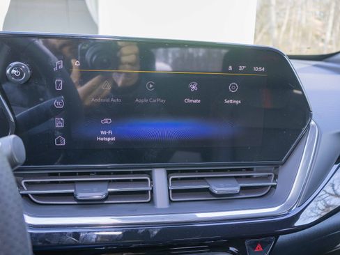 New 2026 Chevrolet Trax RS w/ Driver Confidence Package image 14