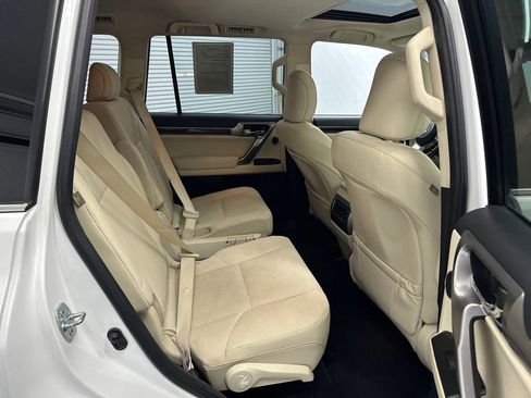 Used 2023 Lexus GX 460 Premium AWD/4WD image 17