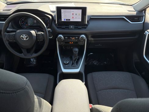 Used 2023 Toyota RAV4 XLE AWD/4WD image 25