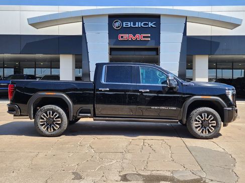 New 2026 GMC Sierra 2500 Denali Ultimate image 2