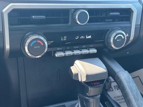 Used 2024 Toyota Tacoma TRD Sport RWD image 31