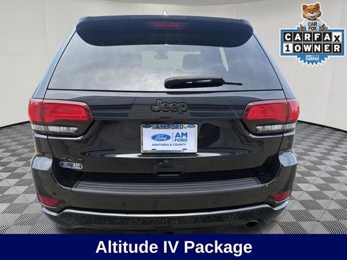 Used 2018 Jeep Grand Cherokee Altitude AWD/4WD image 4