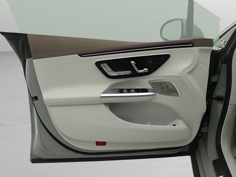 Certified 2023 Mercedes-Benz EQE 350+ Sedan image 17