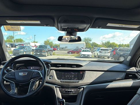 Used 2022 Cadillac XT5 Premium Luxury AWD/4WD image 31