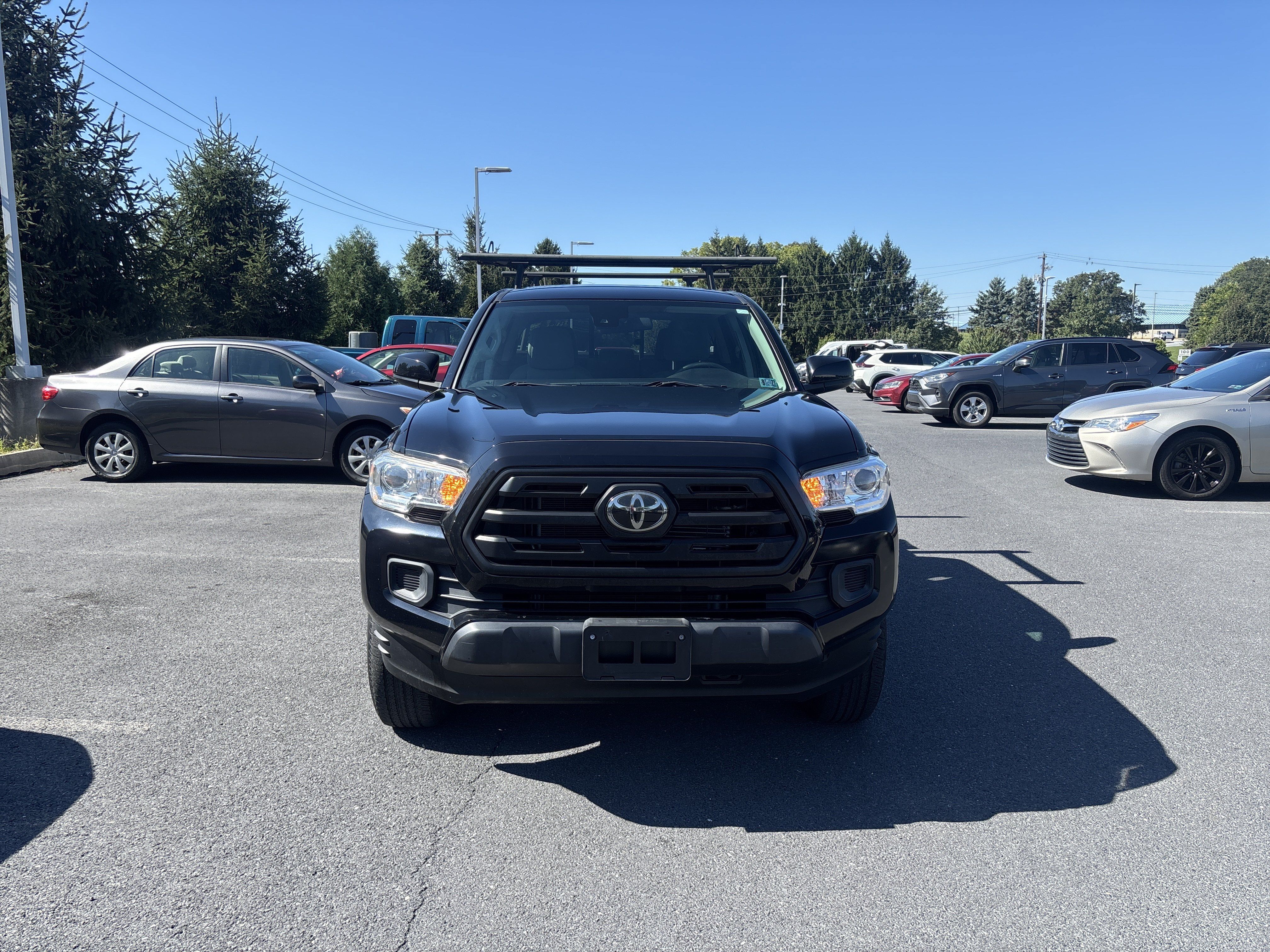Used 2019 Toyota Tacoma SR w/ SR Convenience Package AWD/4WD image 15