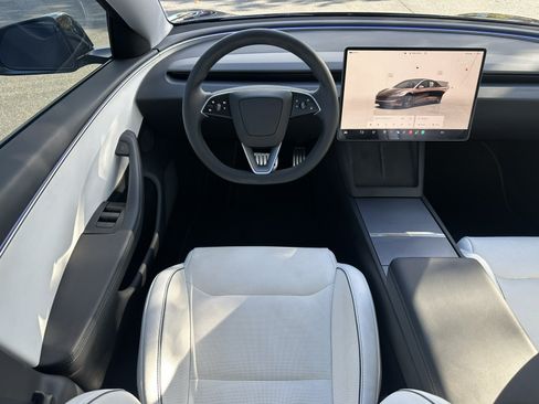 Used 2024 Tesla Model 3 Performance AWD/4WD image 16