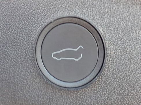 Used 2023 Tesla Model 3 Standard Range image 25