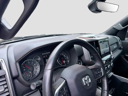 Used 2024 RAM 1500 Big Horn RWD image 9