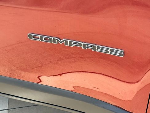 Used 2022 Jeep Compass Latitude image 14