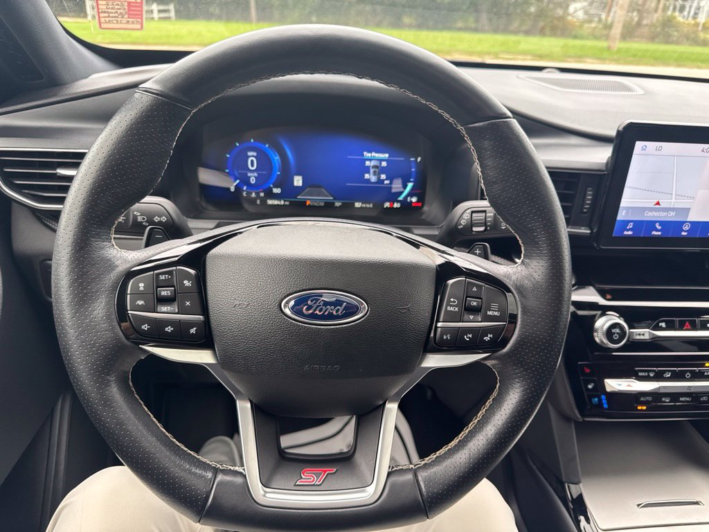 Used 2022 Ford Explorer ST w/ ST Street Pack AWD/4WD image 16