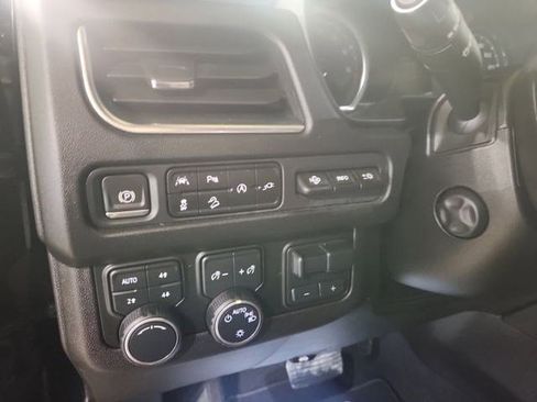 Used 2021 Chevrolet Tahoe High Country w/ Premium Package image 15