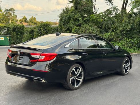 Used 2019 Honda Accord Sport image 7