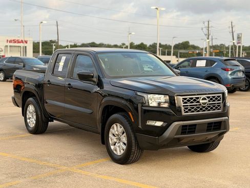Used 2023 Nissan Frontier SV w/ SV Convenience Package RWD image 6
