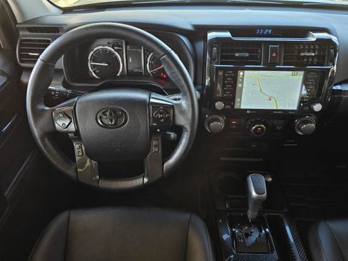 Used 2024 Toyota 4Runner TRD Off-Road Premium w/ Off Road Premium Plus Package AWD/4WD image 10