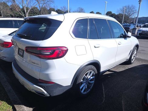 Used 2019 BMW X5 xDrive40i w/ Premium Package 2 image 5