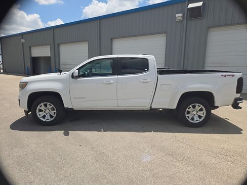 Used 2018 Chevrolet Colorado LT AWD/4WD image 6