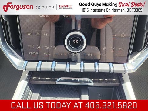 New 2026 GMC Acadia Denali w/ Super Cruise Package FWD image 33