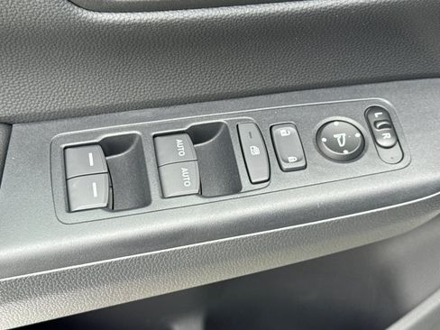 Used 2026 Honda CR-V Sport image 13