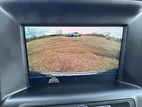 Used 2020 GMC Terrain SLE w/ Driver Convenience Package image 28